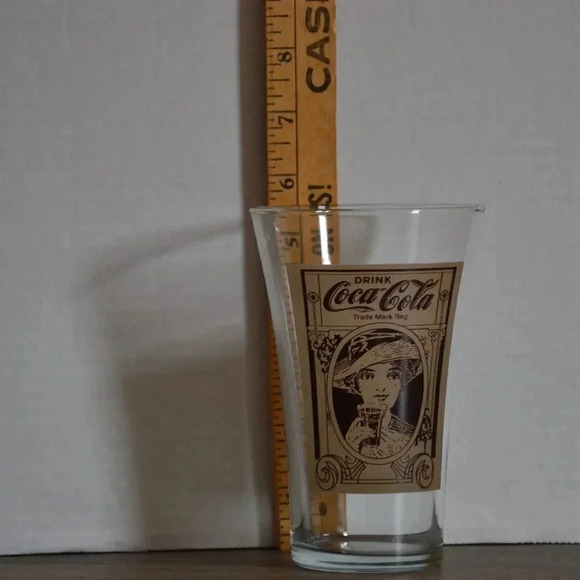 Vtg Coca Cola Glass - Picture 3 of 3